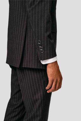 PRESTIGE sort jakkesæt med nålestriber PRESTIGE